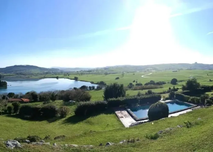 Villa Casa Con Piscina En Ajo - Arranadas Bareyo